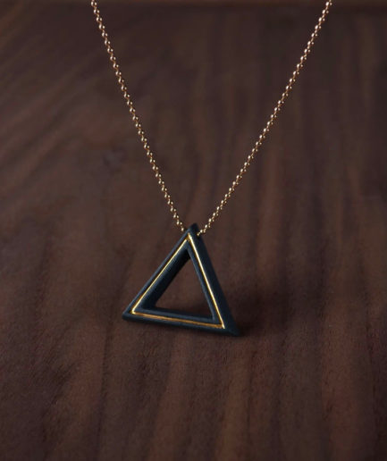 Geometrics ketting Triangle zwart